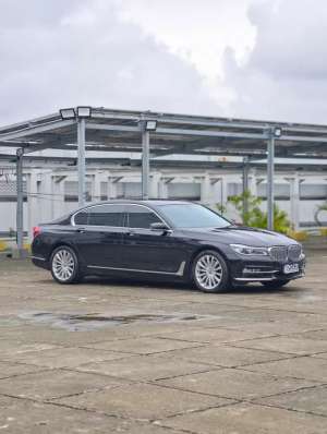 Jual bekas ODO 50RB RECORD RESMI BMW 740Li 740 Li AT 201920202021,lokasi di Jakarta Utara