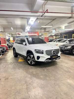 Jual bekas ODO 8rb Mercedes Benz GLB 200 GLB200 Progressive Line 2024 Like New,lokasi di Bekasi Kota