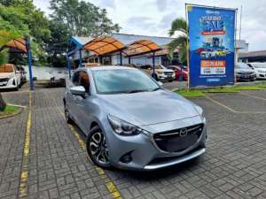 Jual bekas OLXmobbi HOT SALE - MAZDA 2 1.5 R SKYACTIV MATIC 2016,lokasi di Bandung Kota