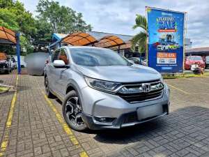 Jual bekas OLXmobbi PAJAK PANJANG - HONDA CRV 2.0 4X2 MATIC 2017,lokasi di Bandung Kota