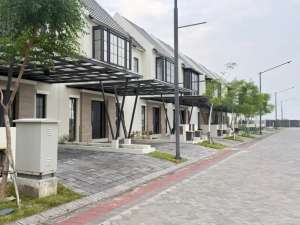 Opra City tipe D lokasi di Gresik Kab., tersedia melalui melalui situs Olx