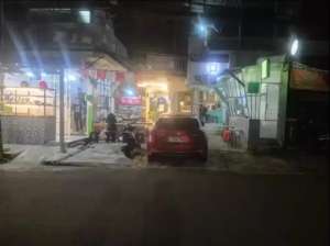 Over Kontrak Space dengan Atap dan Gerobak Di Blok M lokasi di Jakarta Selatan, tersedia melalui melalui situs Olx