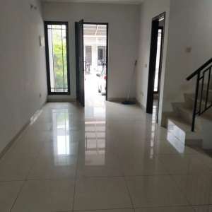 P Fl Dijual Cepat Termurah Rumah 6x15 Asia Green Lake City lokasi di Tangerang Kota, tersedia melalui melalui situs Olx