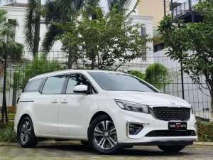 Jual bekas PAJAK PANJANG KIA GRAND SEDONA DIESEL 2.2 crdi AT 2019 pemakaian 2021,lokasi di Jakarta Timur