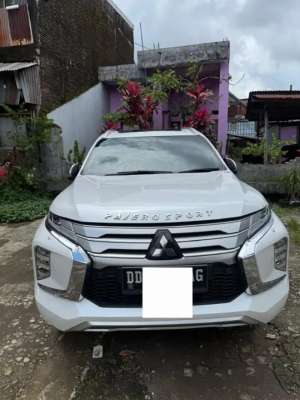 Jual bekas PAJERO DAKAR ULTIMATE 4X4,lokasi di  