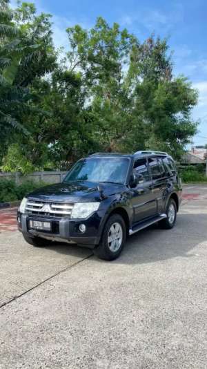 Jual bekas Pajero Shogun V6 bensin 4x4 CBU,lokasi di Jakarta Selatan