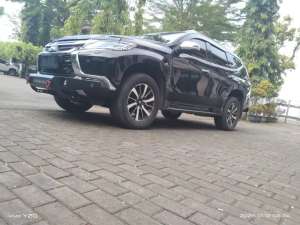 Jual bekas Pajero sport Dakar 2019 metic,lokasi di Cilacap Kab.