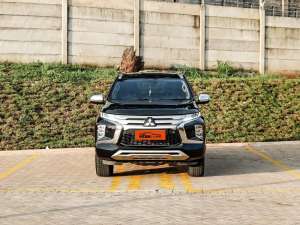 Jual bekas Pajero Sport Dakar 4x2 AT 2023 Hitam,lokasi di Jakarta Selatan