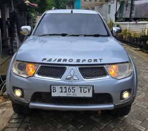 Jual bekas Pajero sport GLX 4x4 thn 2010,lokasi di Kendari Kota