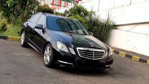 Jual bekas PANORAMICMercedes Benz Mercy E300 E 300 Avantgarde AVG 2012 2013,lokasi di Bekasi Kota
