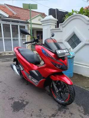 Jual bekas PCX 150 2020 ss lengkap,lokasi di Serang Kota