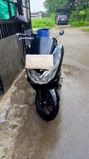 Jual bekas PCX 150 ABS 2019 Hitam Chrome Orian aja,lokasi di Tangerang Kab.