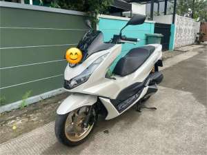 Jual bekas PCX 160 CBS 2022,lokasi di Tangerang Selatan Kota
