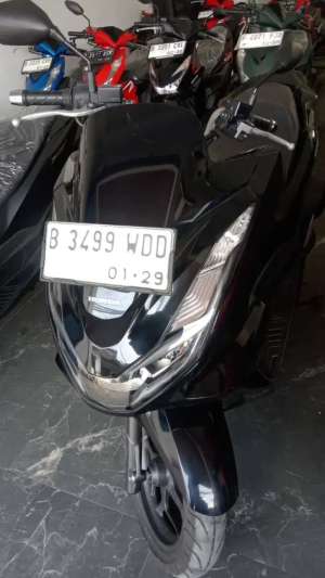 Jual bekas PCX 160 Tahun 2024 Low Km,lokasi di Tangerang Selatan Kota
