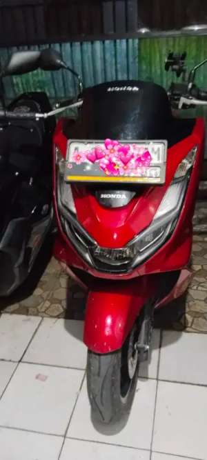 Jual bekas PCX 160 Th 2023,lokasi di Tangerang Kab.