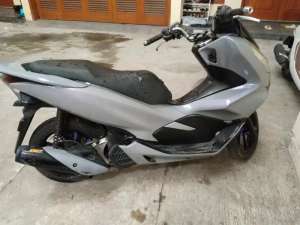 Jual bekas Pcx 2018 lengkap,lokasi di  