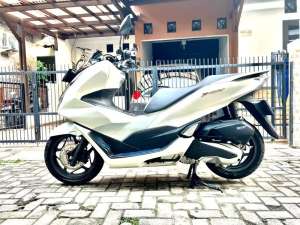 Jual bekas PCX 2022 ABS 160 TIPE TERTINGGI KM 12rban,lokasi di Bekasi Kota