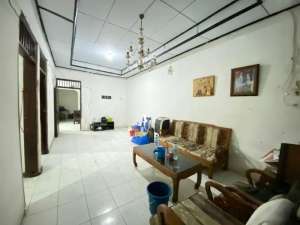 Pejaten siaga raya luas 241 rumah hitung tanah area komersial lokasi di Jakarta Selatan, tersedia melalui melalui situs Olx