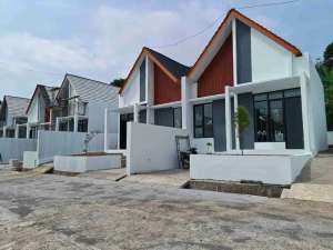 perumahan 4 menit ke wisata ngrembel asri gunungpati lokasi di Semarang Kota, tersedia melalui melalui situs Olx