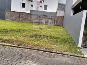 Perumahan Metland Menteng, Dijual Tanah Luas 200m2, Selangkah ke AEON Mall dan IKEA JGC lokasi di Jakarta Timur, tersedia melalui melalui situs Olx