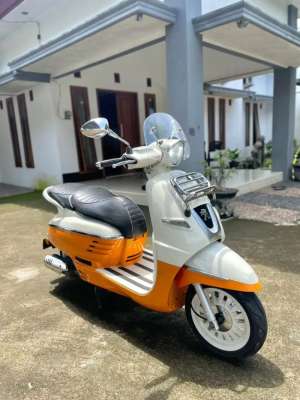 Jual bekas Peugeot Django Evasion 2018,lokasi di Madiun Kab.