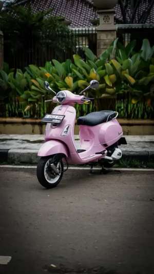 Jual bekas PIAGGIO VESPA LX 125 IGET FACELIFT 2022,lokasi di  ,Tangerang Kab.