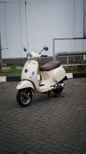 Jual bekas PIAGGIO VESPA LX 150 CARBU 2011,lokasi di Tangerang Selatan Kota