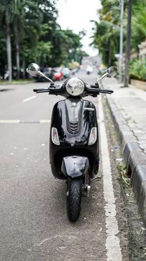 Jual bekas PIAGGIO VESPA LX IGET 2019,lokasi di Bekasi Kab.