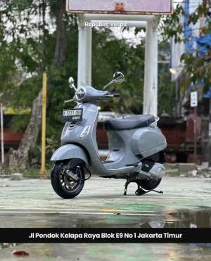 Jual bekas PIAGGIO VESPA LX125 IGET FACELIFT TH 2023 WARNA GREY MATERIA PERFECT C,lokasi di Jakarta Timur