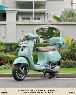 Jual bekas PIAGGIO VESPA LX125 IGET LED FACELIFT BATIK SERIES LIMITED TH 2023 WAR,lokasi di Jakarta Timur