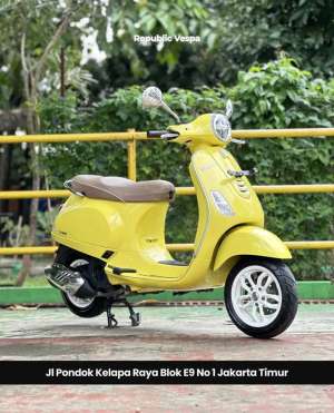 Jual bekas PIAGGIO VESPA LX125 IGET LED TH 2024 WARNA YELLOW CURIOSO PERFECT COND,lokasi di Bandung Kota