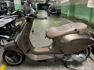 Jual bekas Piaggio Vespa Primavera 150 3V Tahun 2015 Warna Cokelat,lokasi di Jakarta Selatan