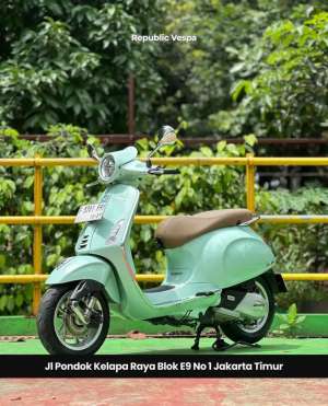 Jual bekas PIAGGIO VESPA PRIMAVERA 150 IGET ABS TH 2022 WARNA GREEN RELAX Perfect,lokasi di Jakarta Pusat