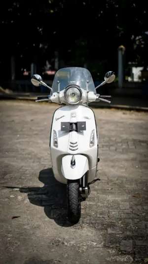 Jual bekas PIAGGIO VESPA PRIMAVERA 2014,lokasi di  ,Jakarta Timur