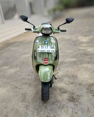 Jual bekas PIAGGIO VESPA SPRINT 150 iGET ABS FACELIFT 2023,lokasi di Cianjur Kab.