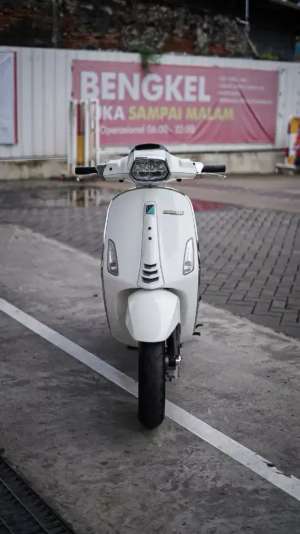 Jual bekas PIAGGIO VESPA SPRINT ABS 2021,lokasi di Bekasi Kab.