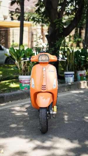 Jual bekas PIAGGIO VESPA SPRINT IGET 2016,lokasi di Jakarta Selatan