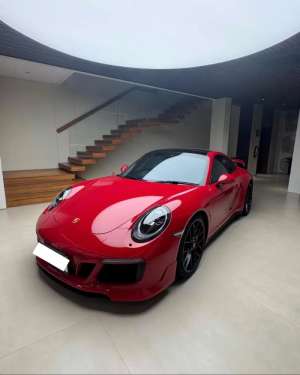 Jual bekas Porsche 911 Carrera GTS,lokasi di Jakarta Barat
