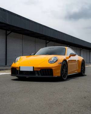 Jual bekas Porsche 911 Carrera GTS T-Hybrid Coupe 992.2 2025,lokasi di Jakarta Selatan