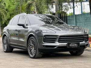 Jual bekas Porsche Cayenne 3.0 ATPM 2019,lokasi di Jakarta Barat