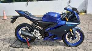 Jual bekas R15 Th 2024 V4 Istimewa,lokasi di  ,Semarang Kota
