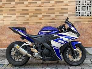 Jual bekas R25 2014 LENGKAP HIDUP,lokasi di  