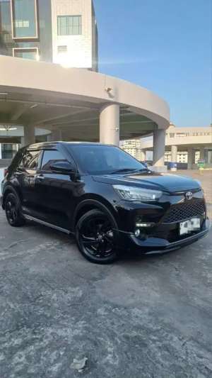 Jual bekas Raize GR Sport Nik 2023 KM15RB Record Dan Masi Garansi Free Service,lokasi di Jakarta Pusat