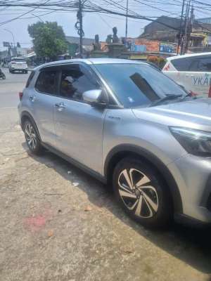 Jual bekas RAIZE TURBO 2021 SILVER AUTOMATIC TOYOTA,lokasi di  ,Tangerang Kab.