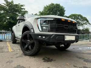 Jual bekas RAPTOR Wildtrak 4x4 AT Pajak Hidup Pribadi White,lokasi di Jakarta Selatan