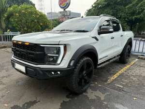 Jual bekas Raptor Wildtrak AT 4x4 Pajak Hidup Ford Ranger,lokasi di Jakarta Selatan