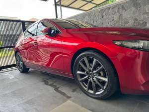 Jual bekas Rare Mazda 3 hatchback soul red,lokasi di Bandung Kota