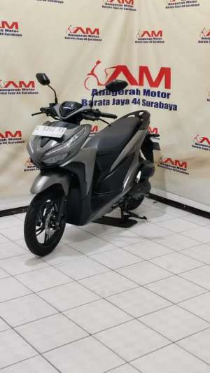 Jual bekas Ready Honda Vario 150 keyless tahun 2019 coklat doff,lokasi di Surabaya Kota