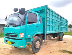 Jual bekas reg 2024 Hi Gear MURAH Mitsubishi fuso engkel FM 65 FL bak besi 2023,lokasi di Jakarta DKI