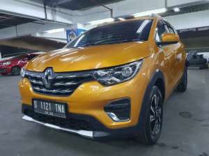 Jual bekas Renault Triber RXZ AT 2022 FullOriginal SepertiBaru Gresss ISTW,lokasi di Jakarta Utara